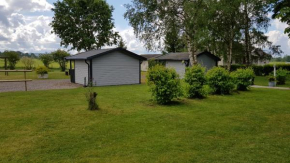 Backgårdens Stugby in Axvall